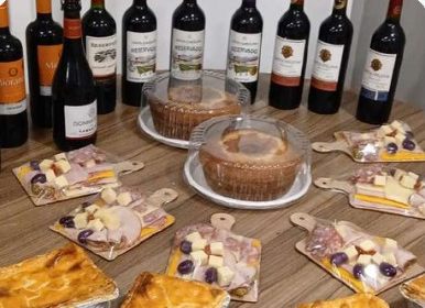 Feira gastronômica semanal no condomínio